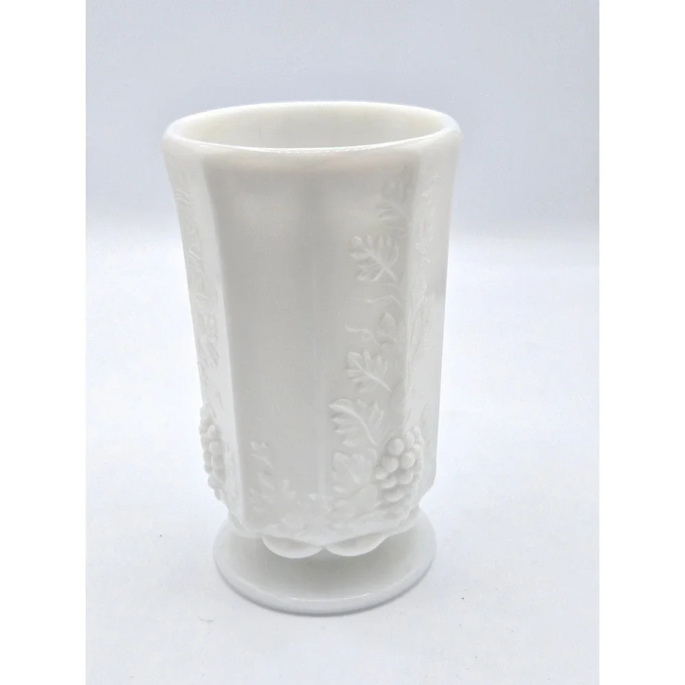 Westmoreland‎ Milk Glass Vase with Grape and Vine Pattern